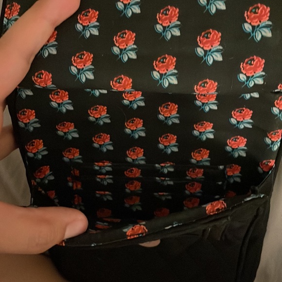 Vera Bradley cross body - Picture 6 of 6